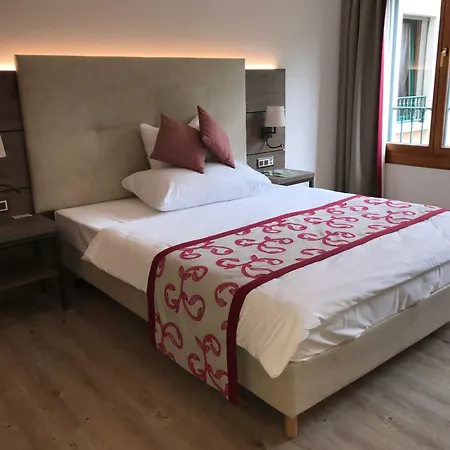 Hotel Des Vignes Saint-Léonard