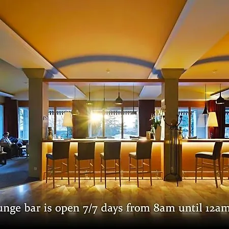 Des Vignes Hotel 4*