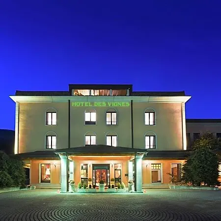 Des Vignes Hotel 4*