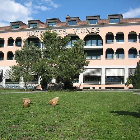 Des Vignes Otel Saint-Léonard
