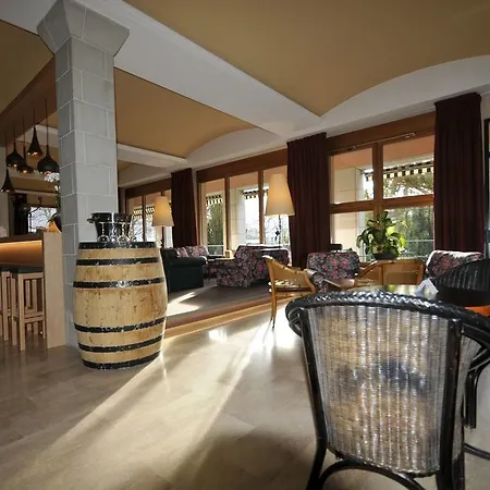德斯威格斯酒店 Saint-Léonard