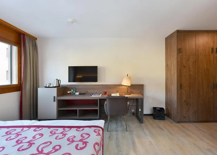 Des Vignes Hotell Saint-Léonard