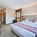 Des Vignes Hotel Saint-Léonard