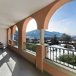 Des Vignes Hotel